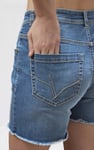 Raw Hem Skinny Denim Shorts