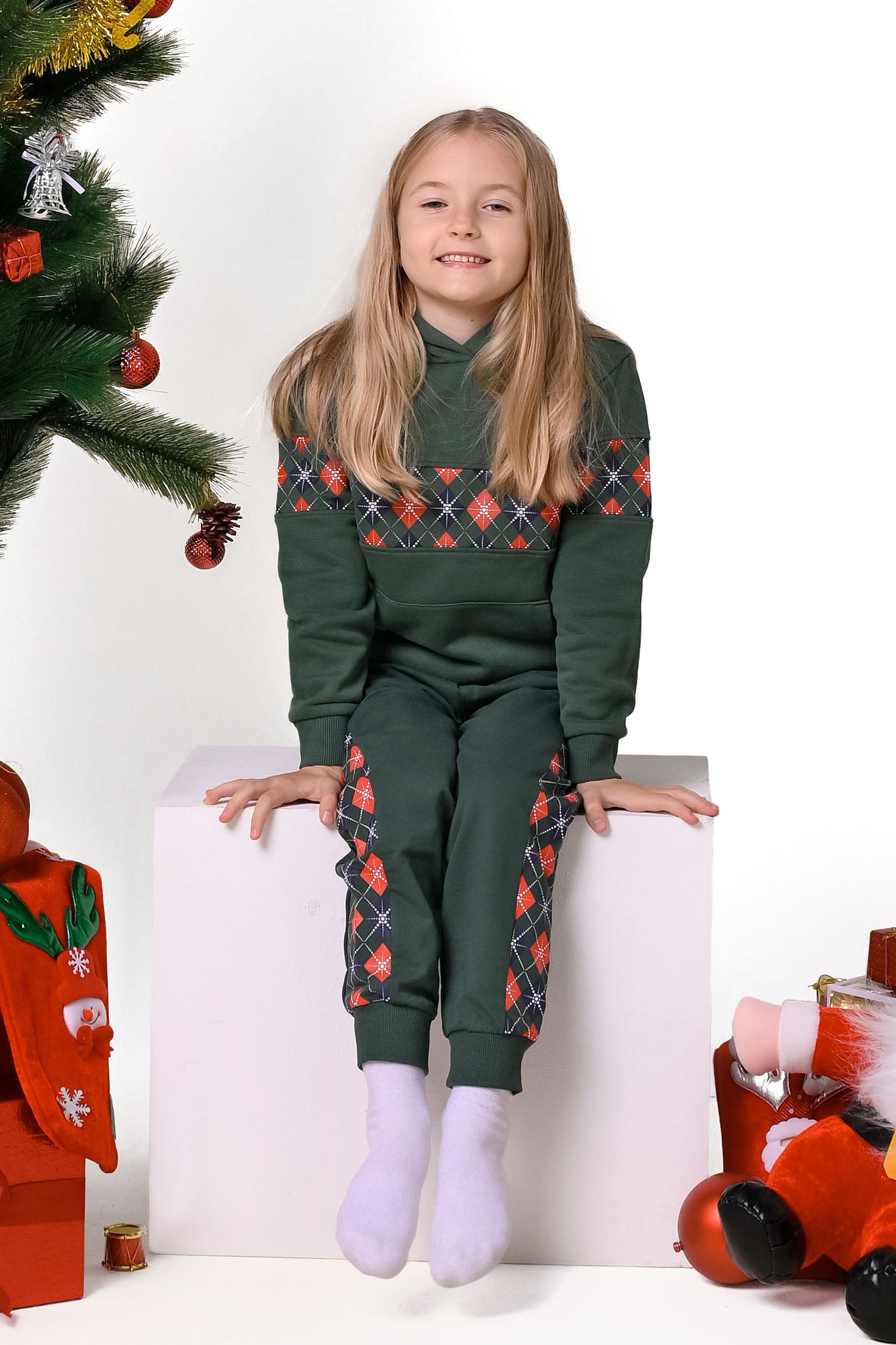 Girls Argyle Christmas Joggers (12/18mths-7yrs)