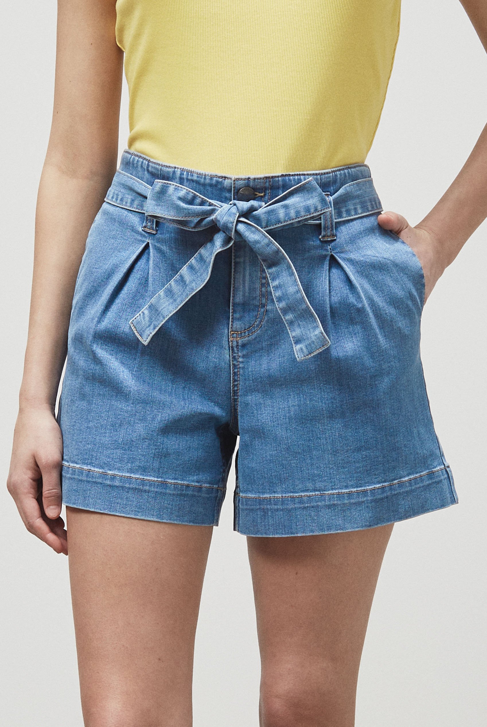 Enorsia Women's Blue Light Belted Denim Shorts With Paperbag Waist - Uk 14