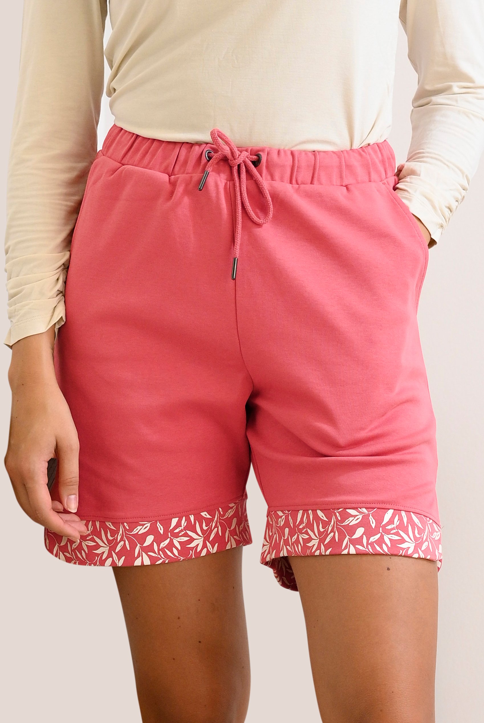 Enorsia Women's Red Bermuda Shorts - Uk 18