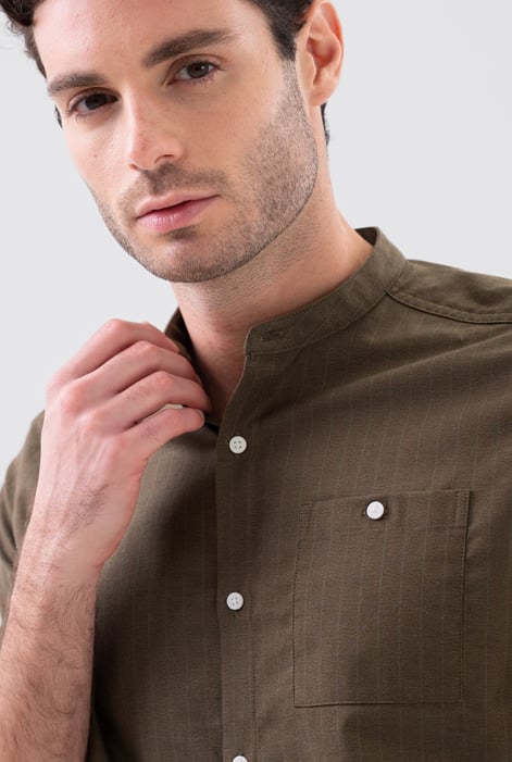 Men Brown Grandad Collar Short Sleeve Shirt
