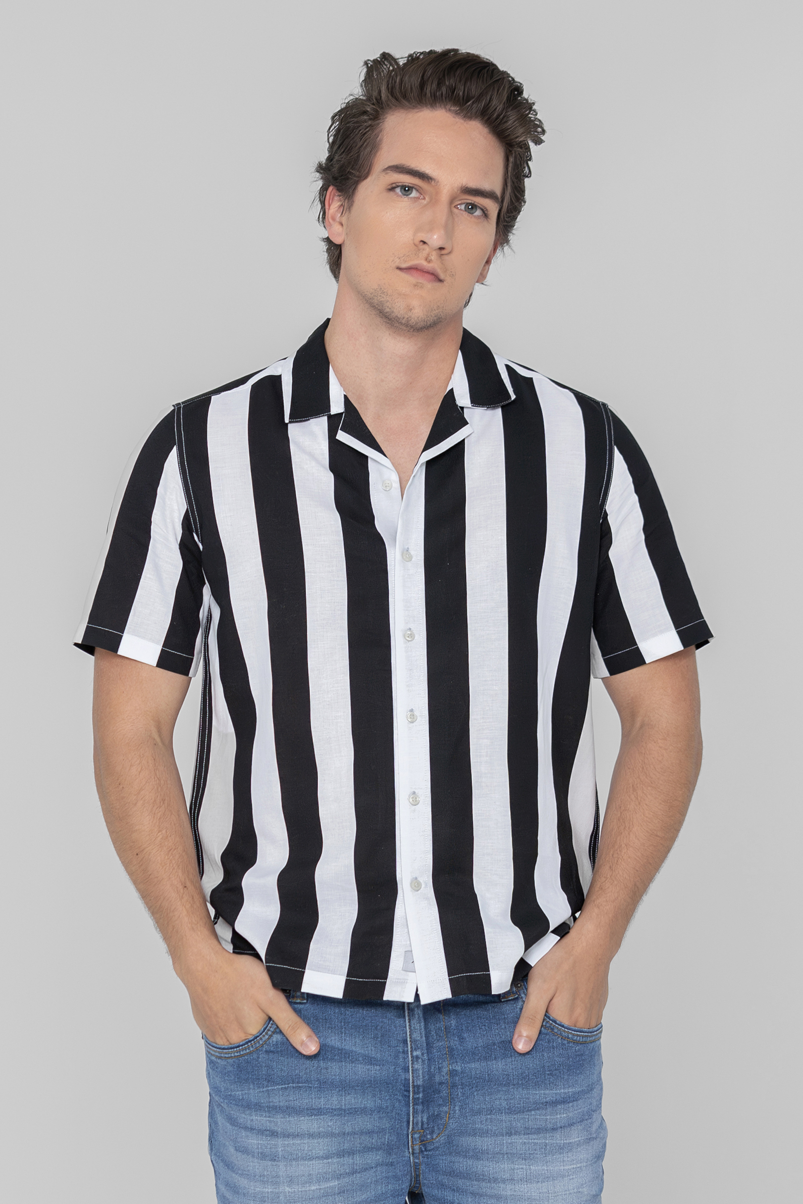 Revere Collar Short Sleeves Shirt