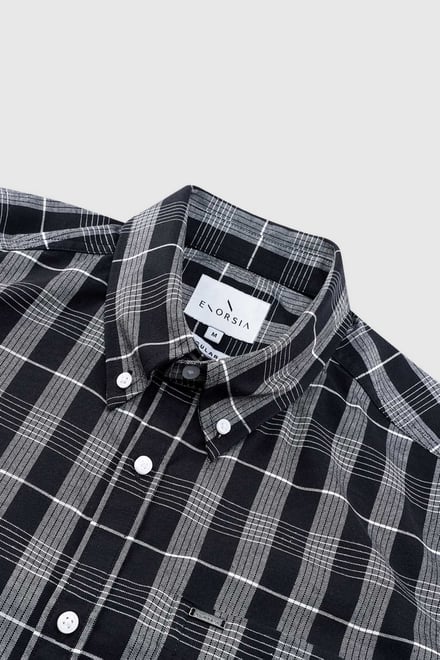 Men Button Down Collar Long Sleeve Shirt