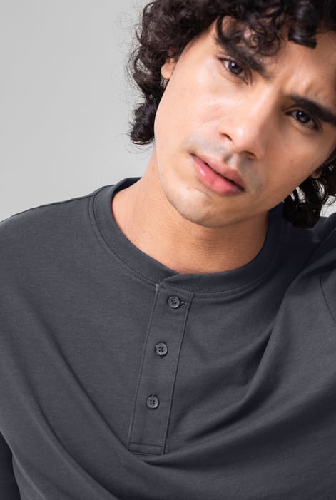 Men's Black Crew Neck Henley T-Shirt