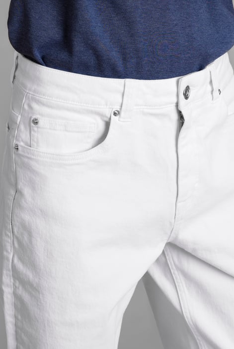 White Slim Fit Essential Stretch Jeans