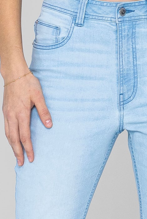 Light Blue Mid Waist Ankle Length Jeans