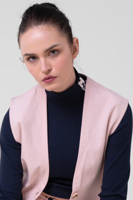 Womens Sleeveless Belted Coat