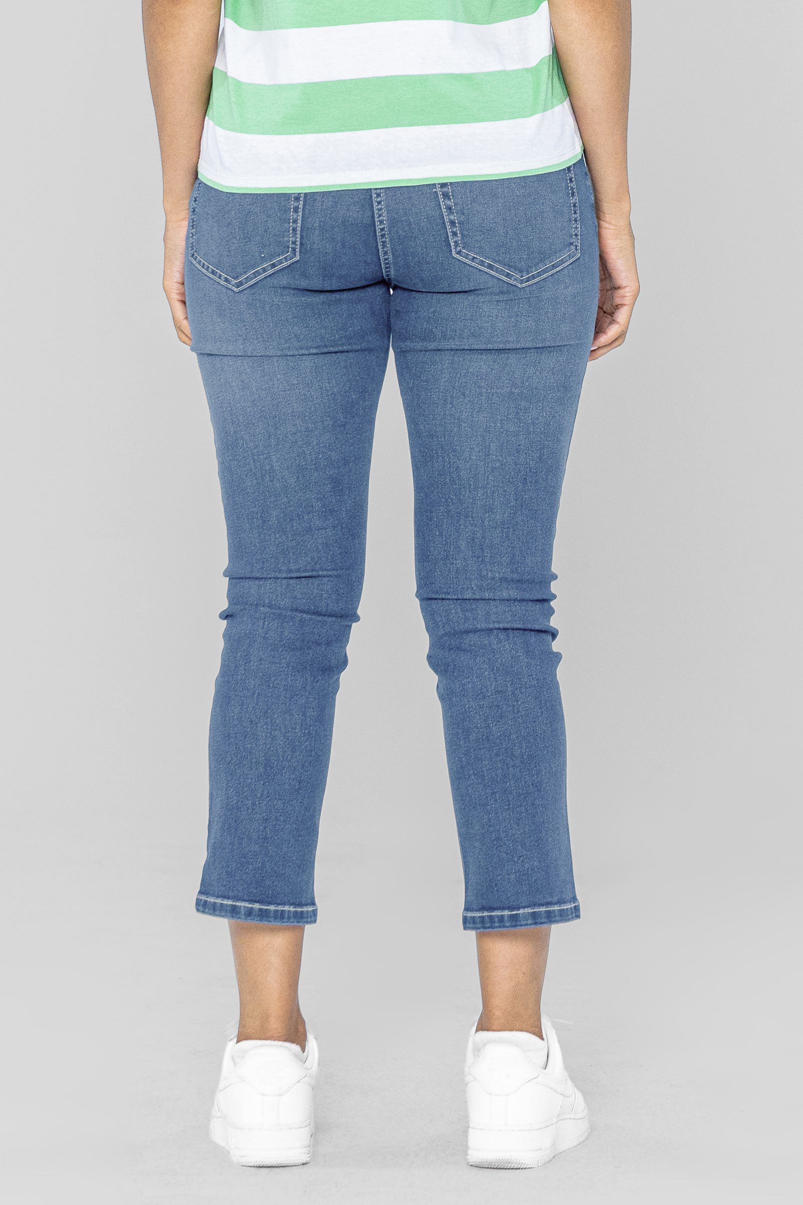 Super Stretch Skinny Capri Jeans
