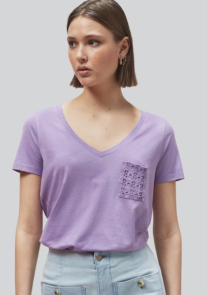 Lace Pocket V-Neck Tee