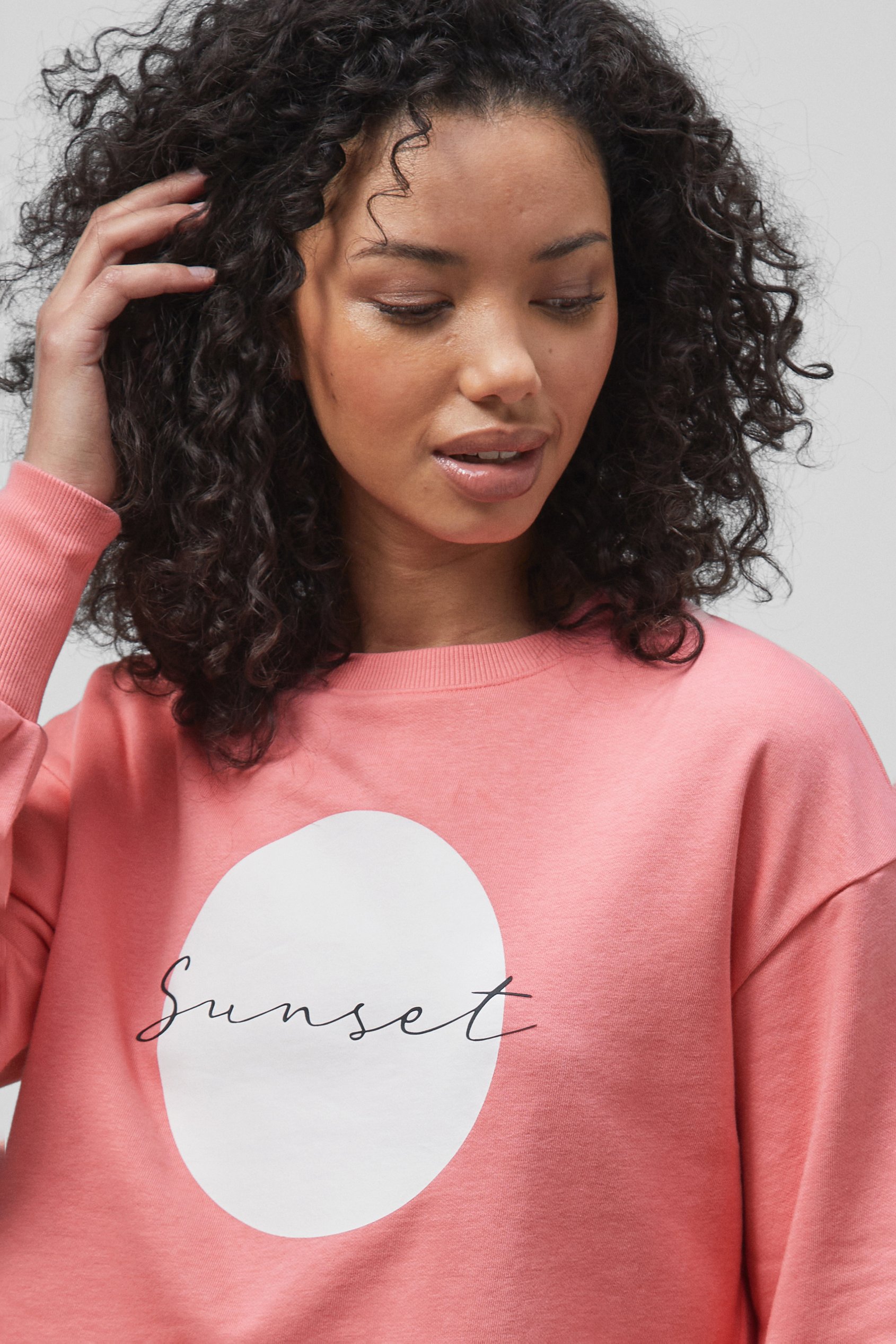 Raw Edge Chest Print Sweatshirt