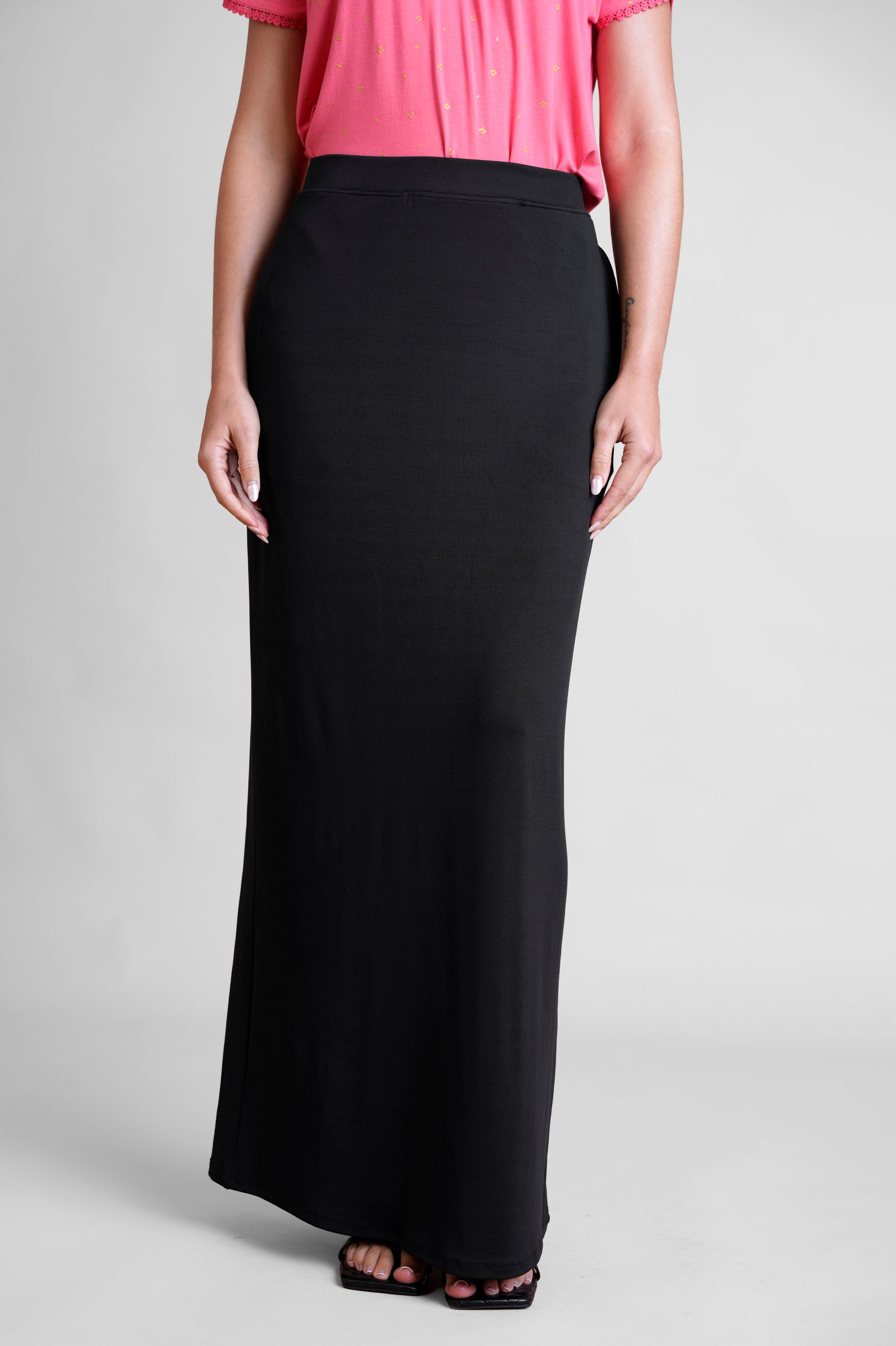 Enorsia Women's Black Detailed Stitched Jersey Comfort Fit Skirt - Uk 16