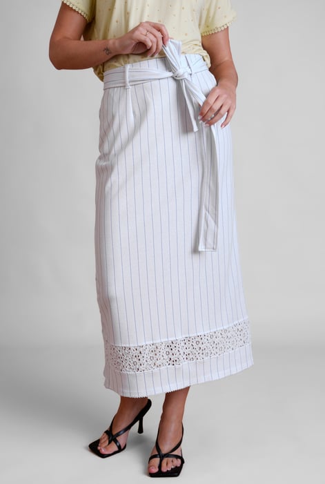 White Basic Lace Details Striped Jersey Skirt