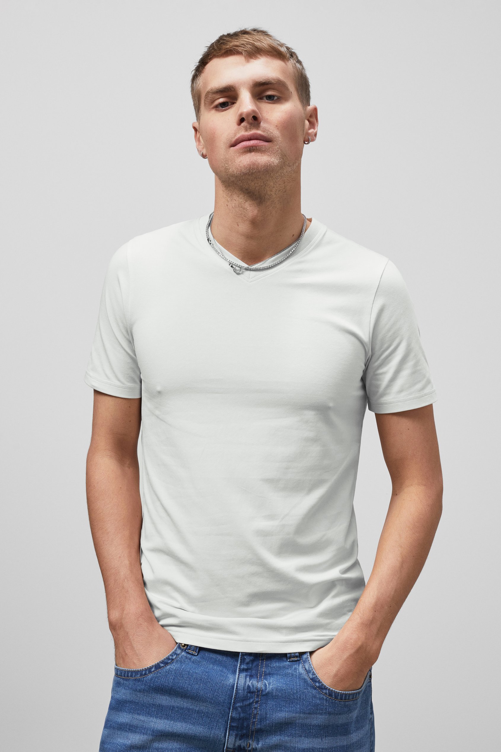 Enorsia Men's White V-Neck T-Shirt - Uk M