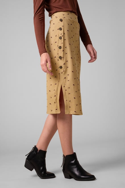 Side Button Split Ribbed Skirt