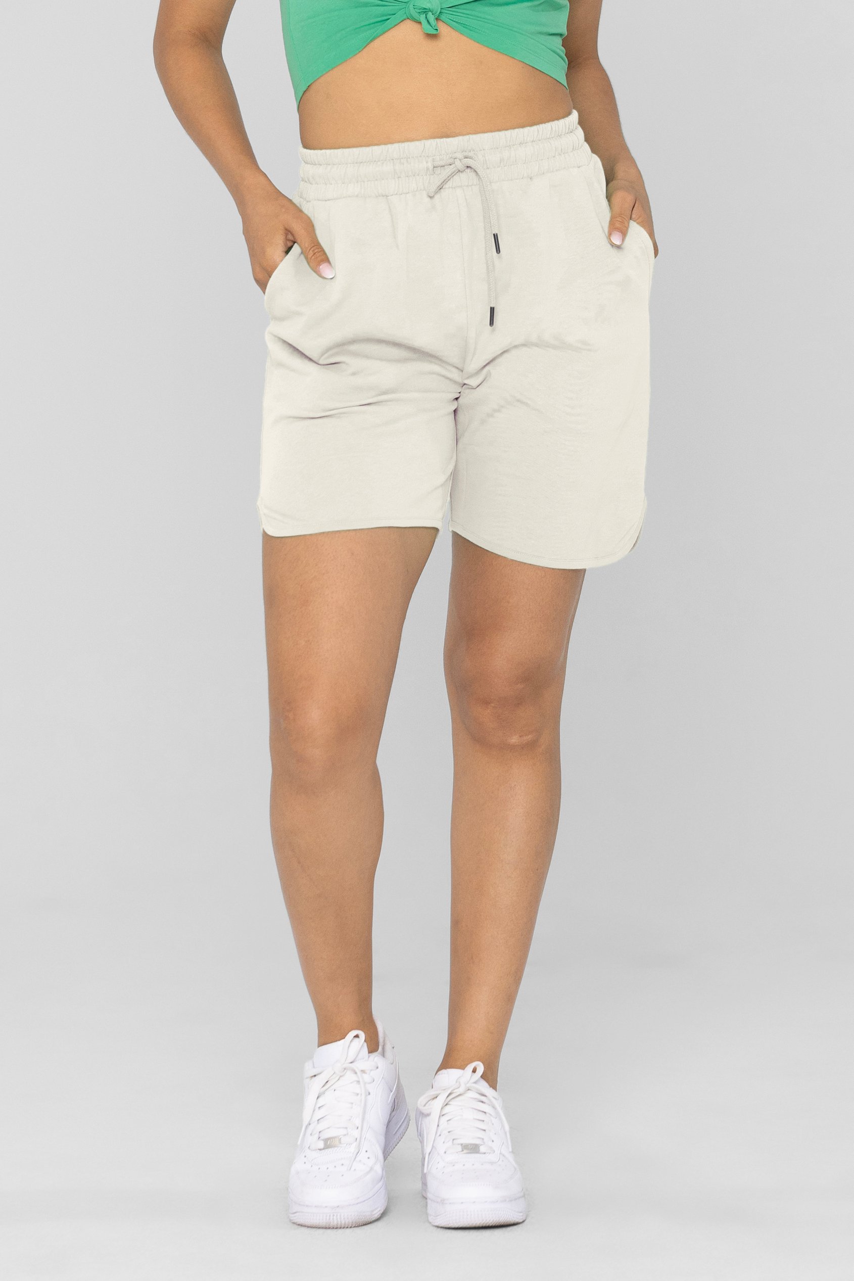 Enorsia Women's White Comfort Fit Walking Shorts - Uk 8