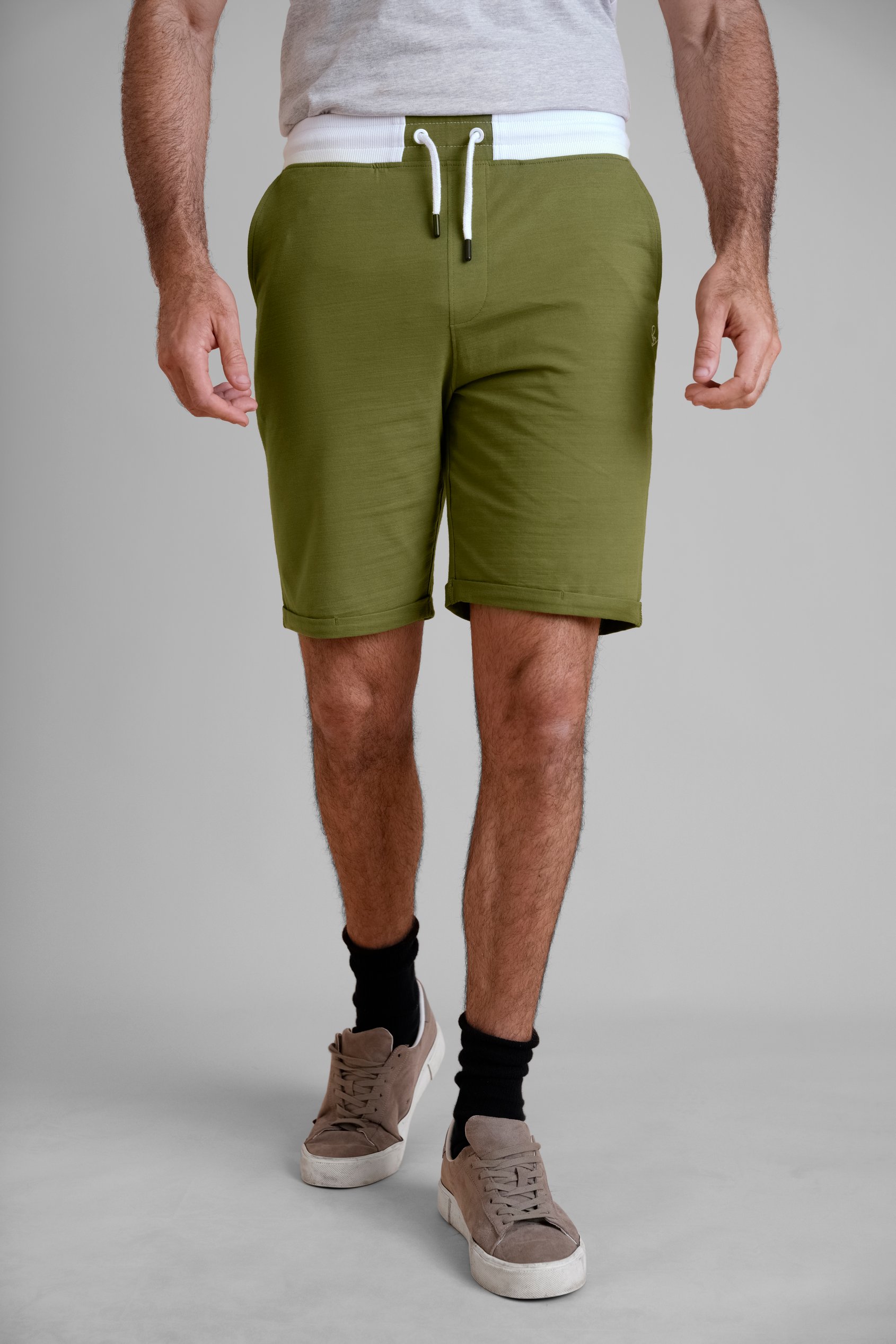 Contrast Waistband Regular Fit Shorts
