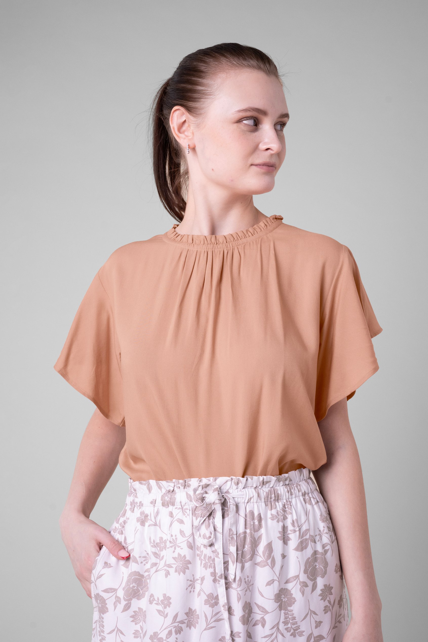 Enorsia Women's Cream Ruffle Stand Collar Tops - Uk 10