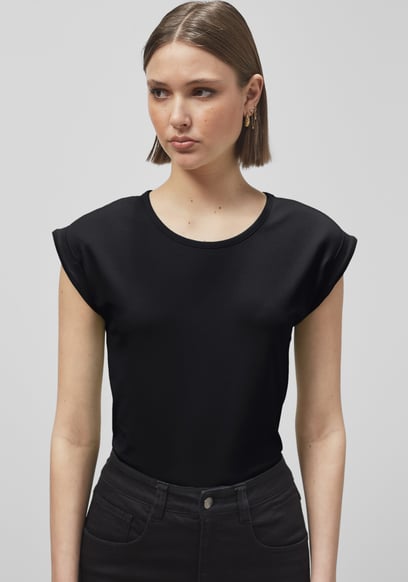 Shoulder Padded Cap-Sleeve Roll-Up T-Shirt