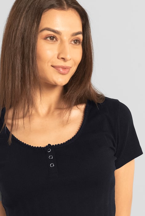 Black Snap Button Details Crop Tank Top