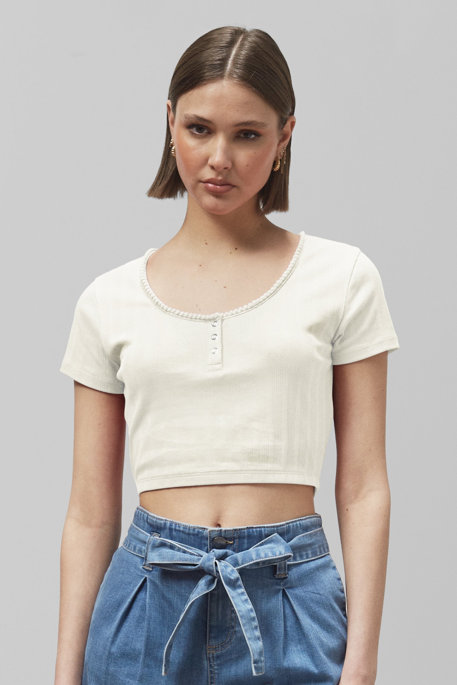 Enorsia Women's White Snap Button Details Crop Tank Top - Uk 12