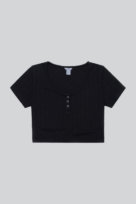 Snap Button Details Crop Tank Top