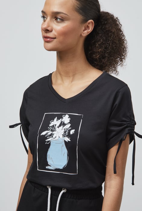 Black Ruched Sleeves Chest Printed T-Shirt