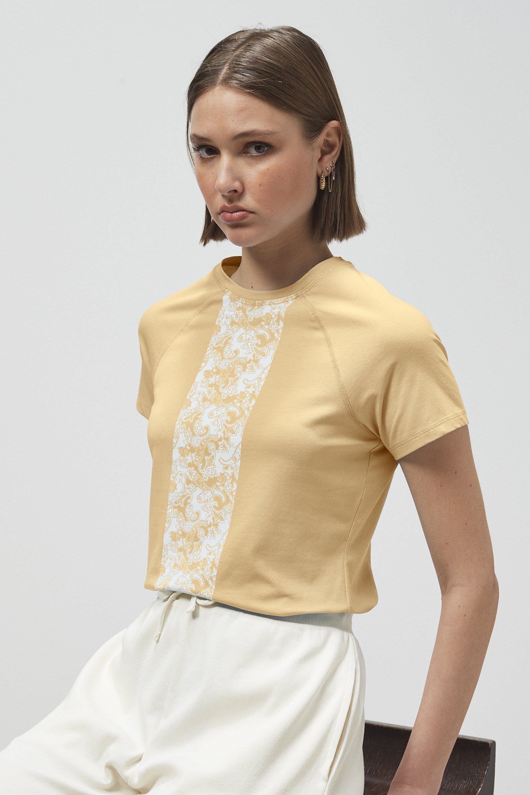 Enorsia Women's Yellow Patch Print Short Sleeve Raglan T-Shirts - Uk 12