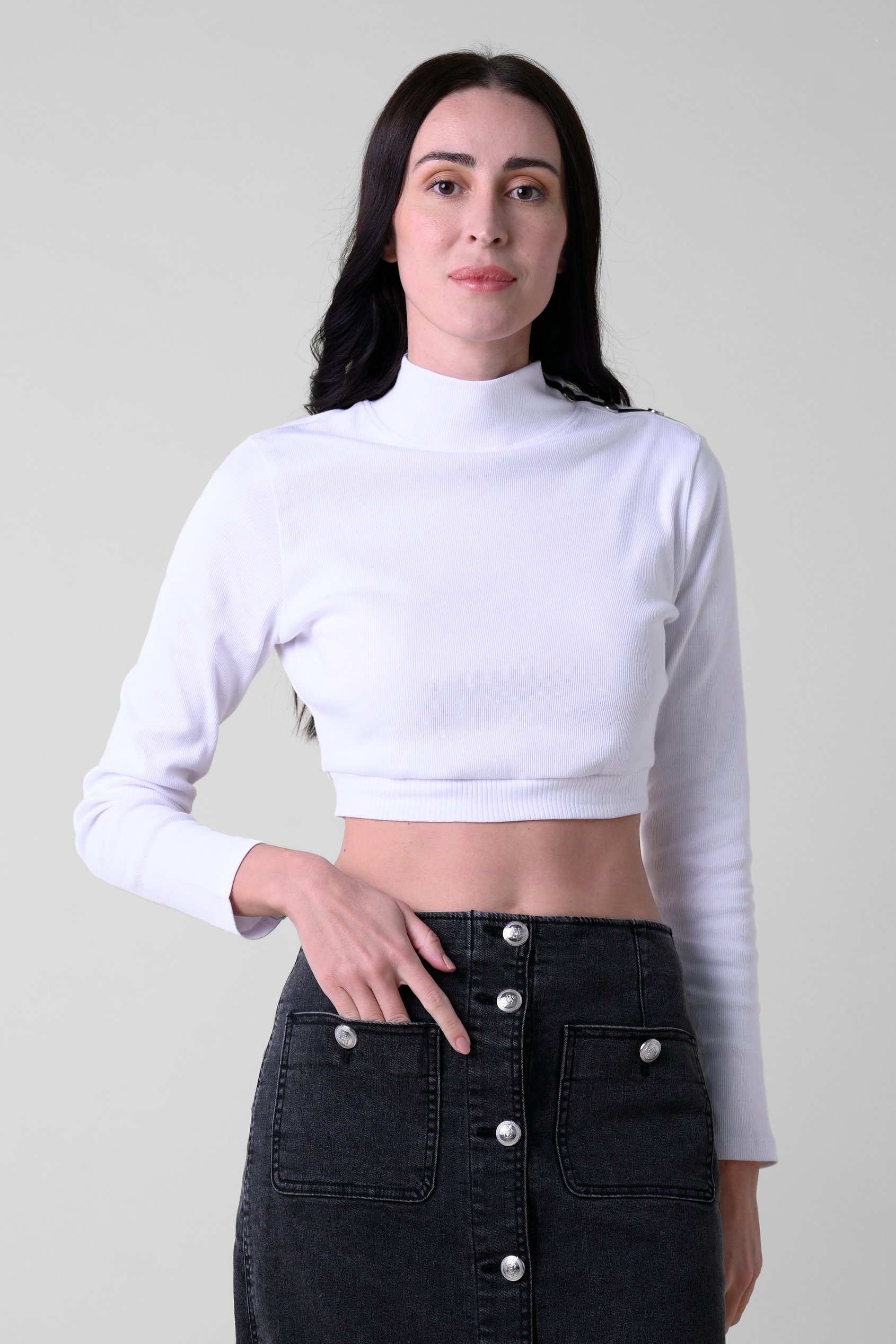 Enorsia Women's White Turtleneck Crop Tops - Uk 16