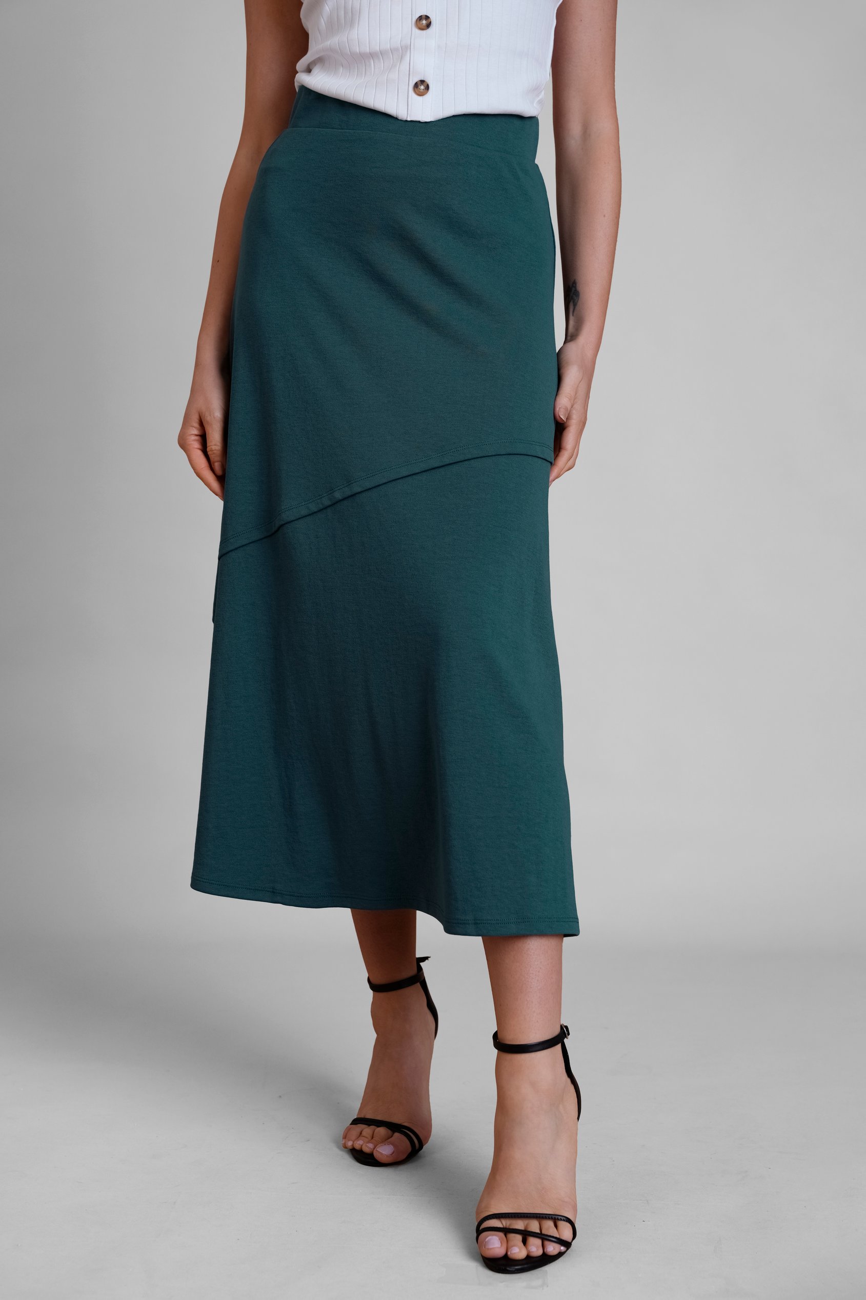 Enorsia Women's Green Classic Seam Detail Jersey Skirt - Uk 18