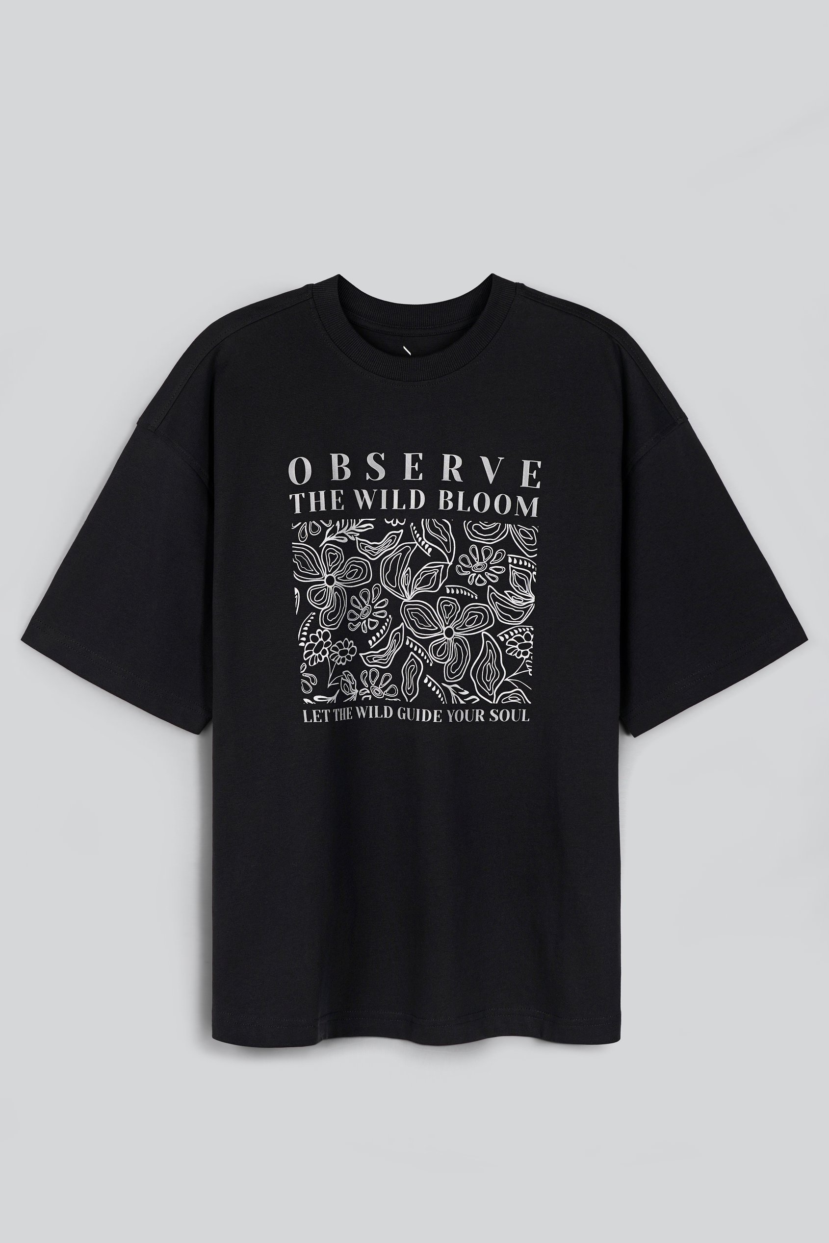 Women's Oversized Graphic T-Shirt