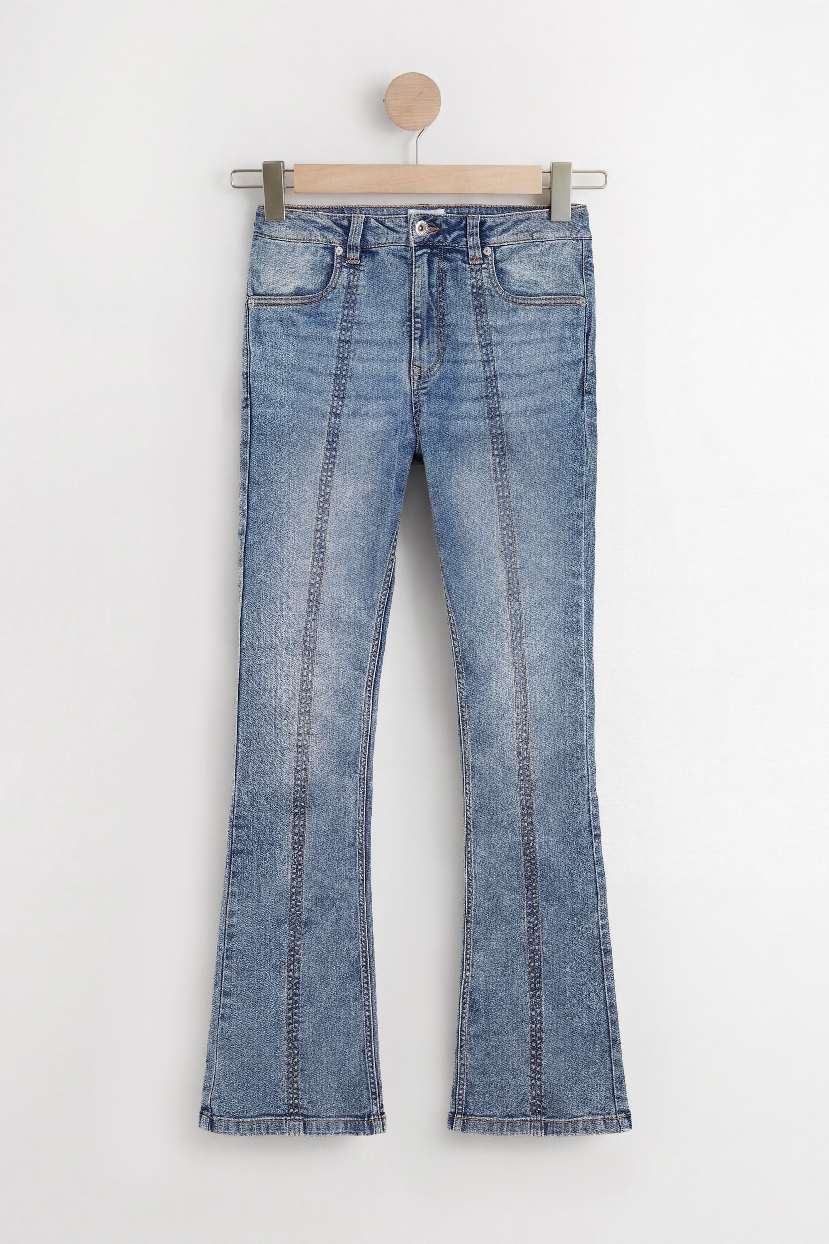 Lift Skinny And Shape Low Rise Flared Jeans