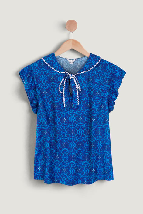 Women’s Blue Sleeveless Blouse with Lace Trim Print