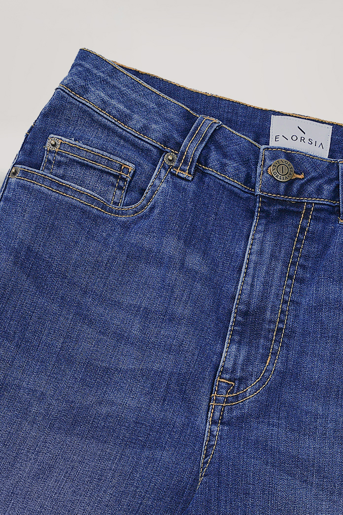 Essential Knee Length Shorts