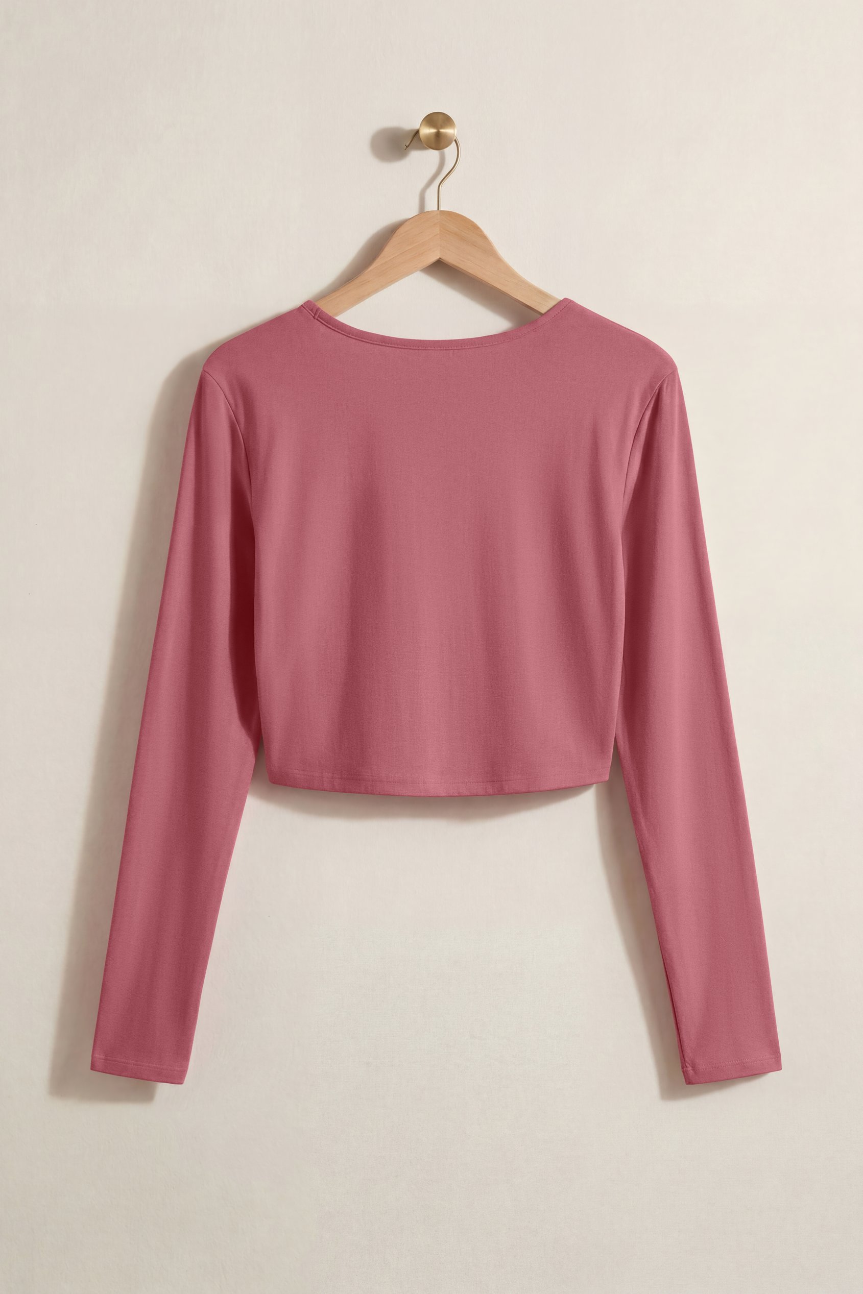 O-Ring Cut Out V-Neck Long Sleeves Top
