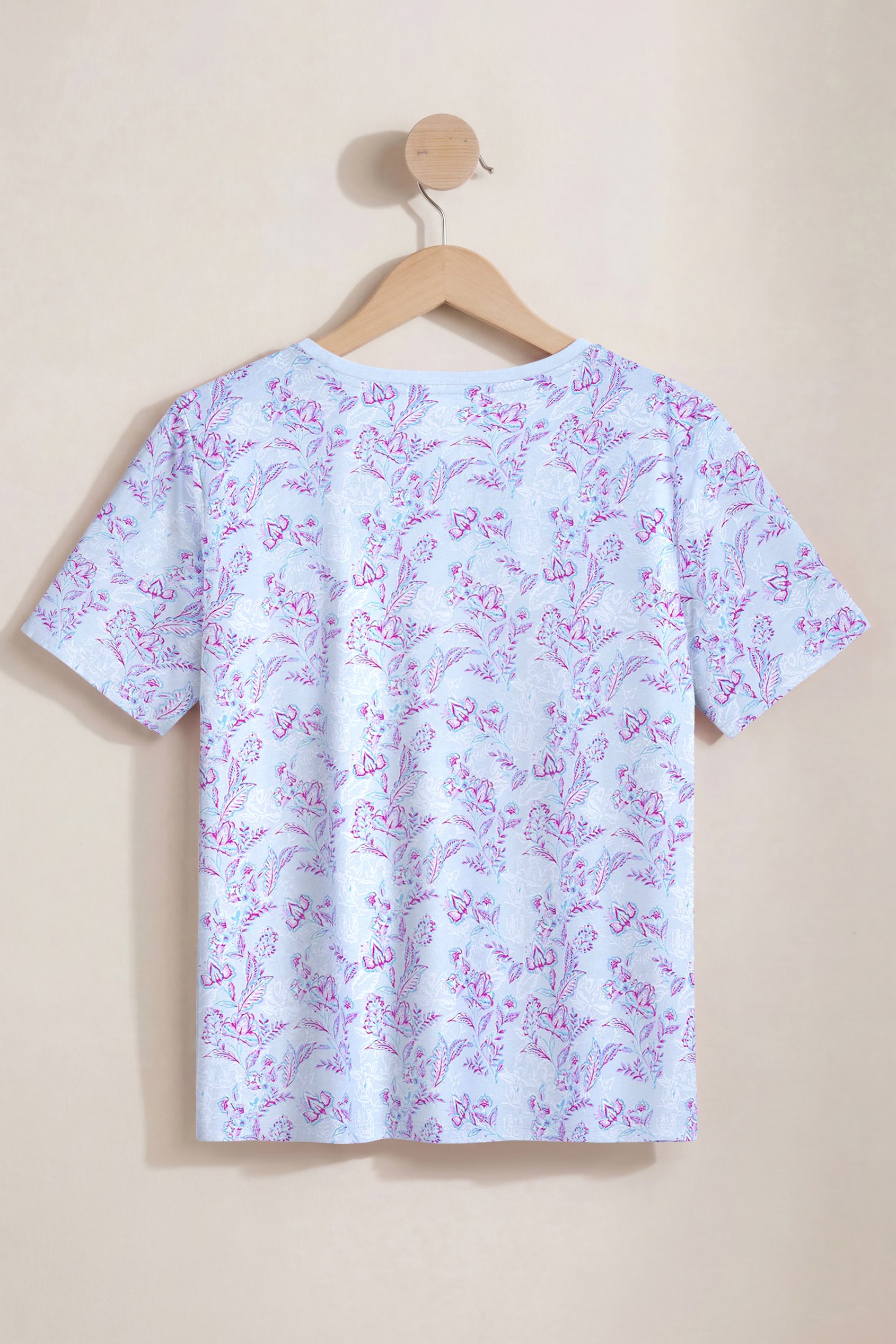 Crayon Leaf Printed T-Shirt