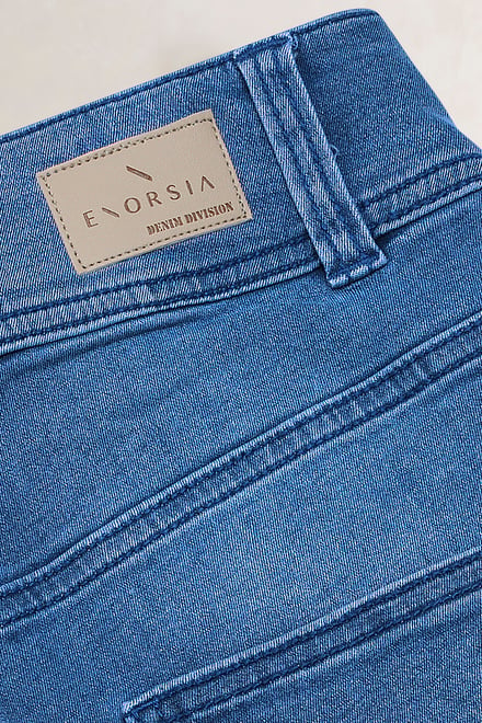 Slim shape Boot cut Jeans