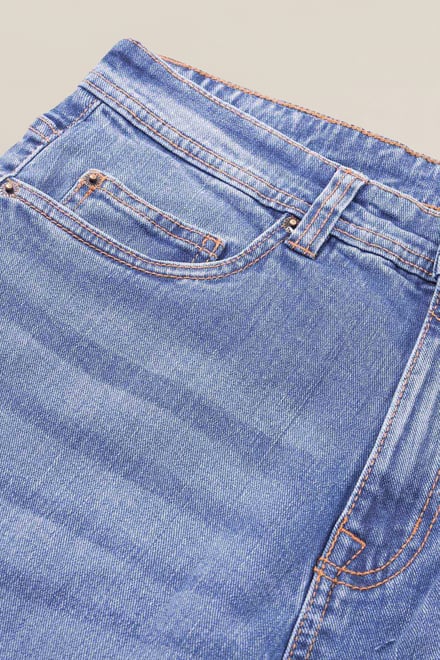 Comfort Stretch Straight Fit Jeans