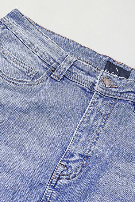 Comfort Stretch Straight Fit Jeans