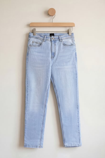 Comfort Stretch Straight Fit Jeans