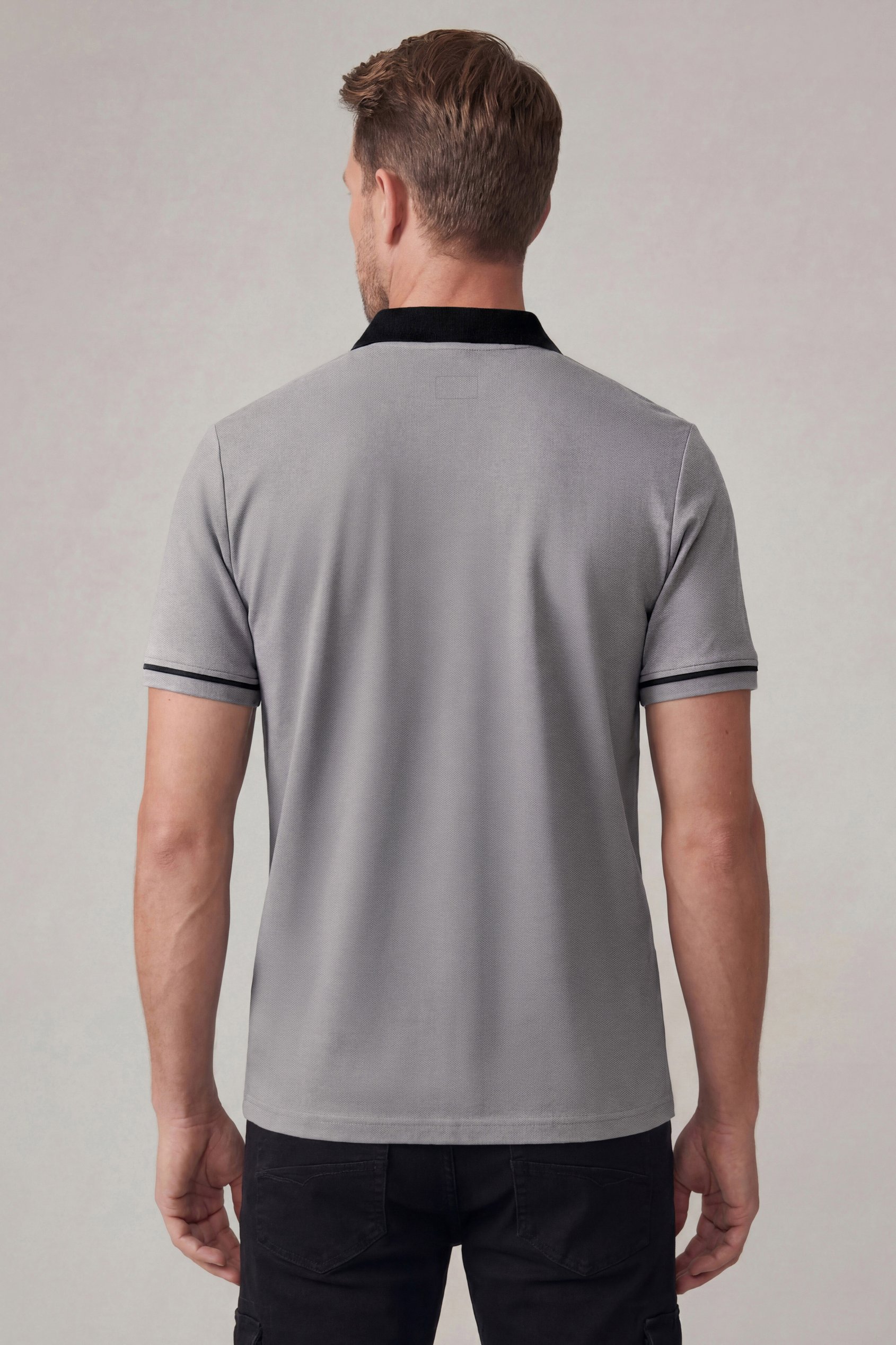 Contrast Collar Zip-Up Polo Shirt