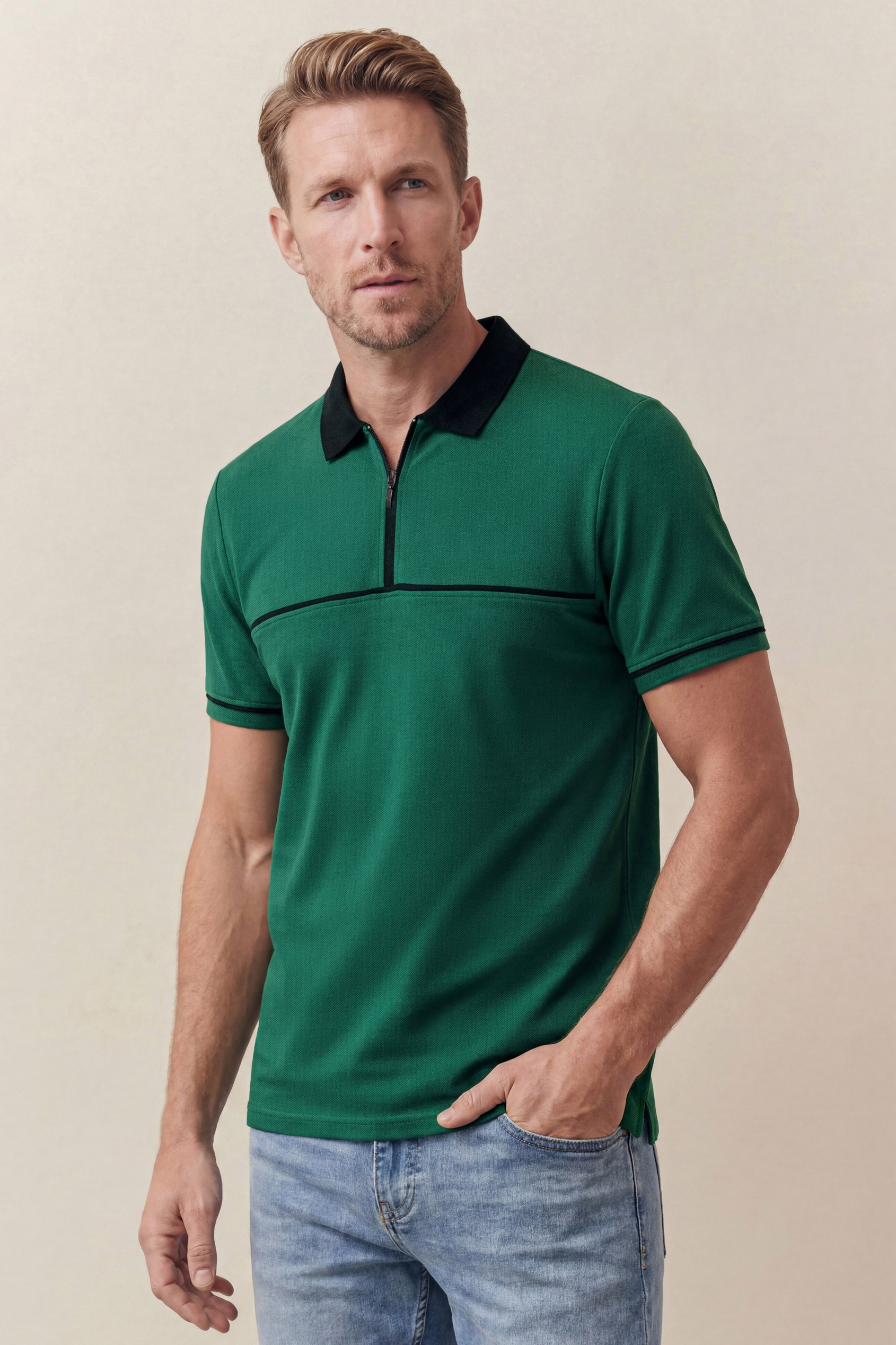 Contrast Collar Zip-Up Polo Shirt