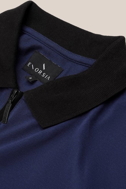 Contrast Collar Zip-Up Polo Shirt