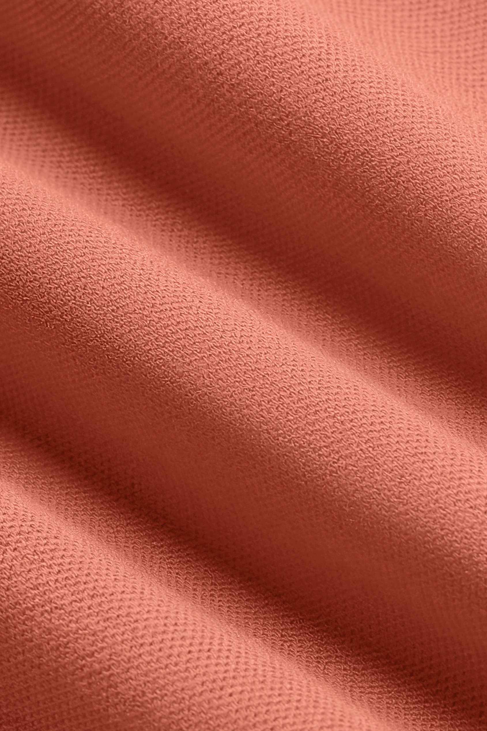 Contrast Collar Zip-Up Polo Shirt