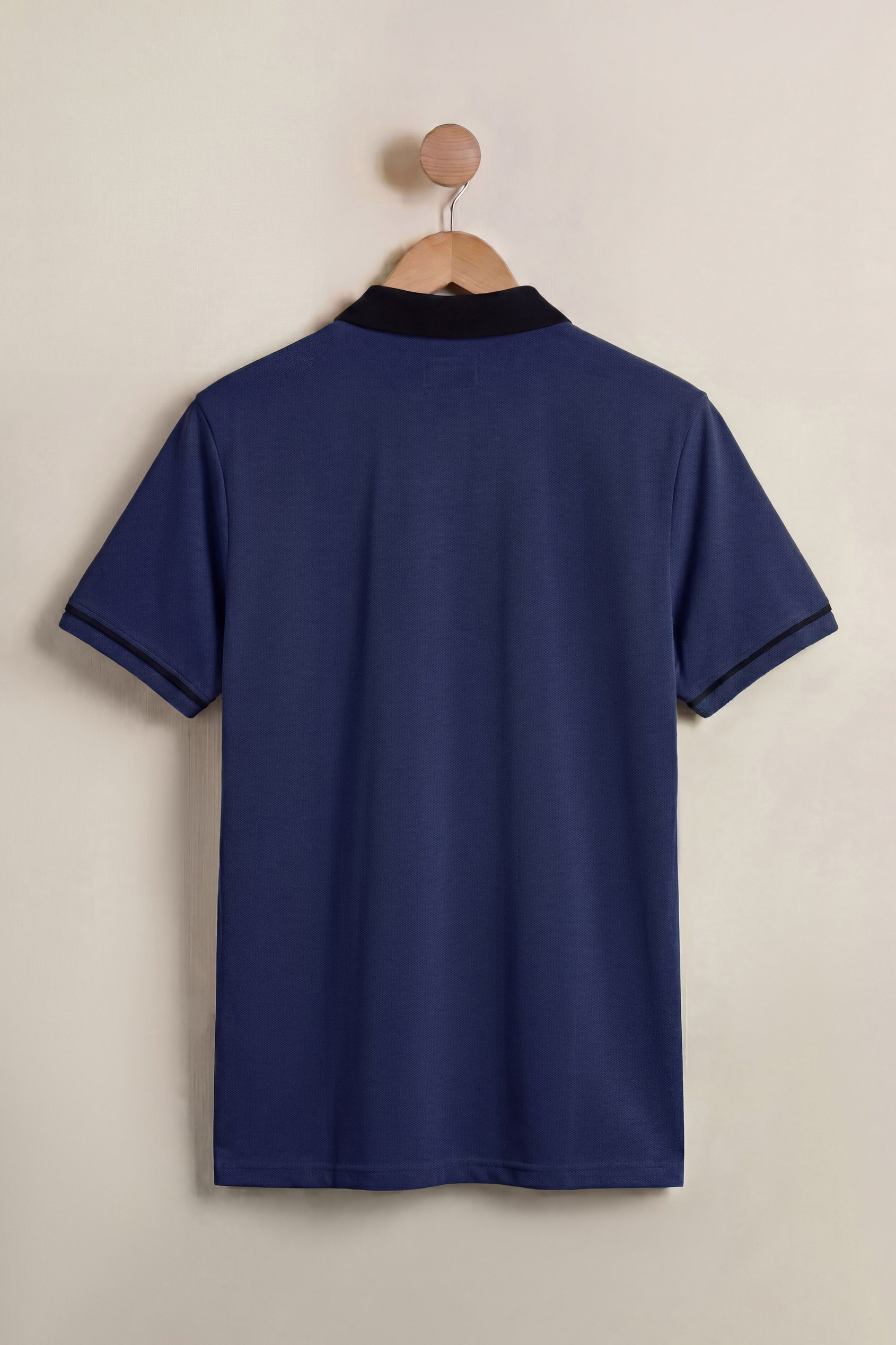 Contrast Collar Zip-Up Polo Shirt