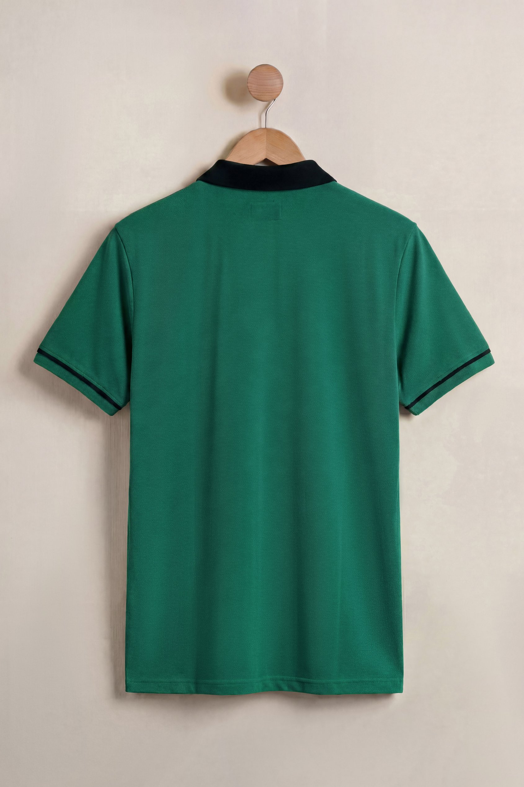 Contrast Collar Zip-Up Polo Shirt