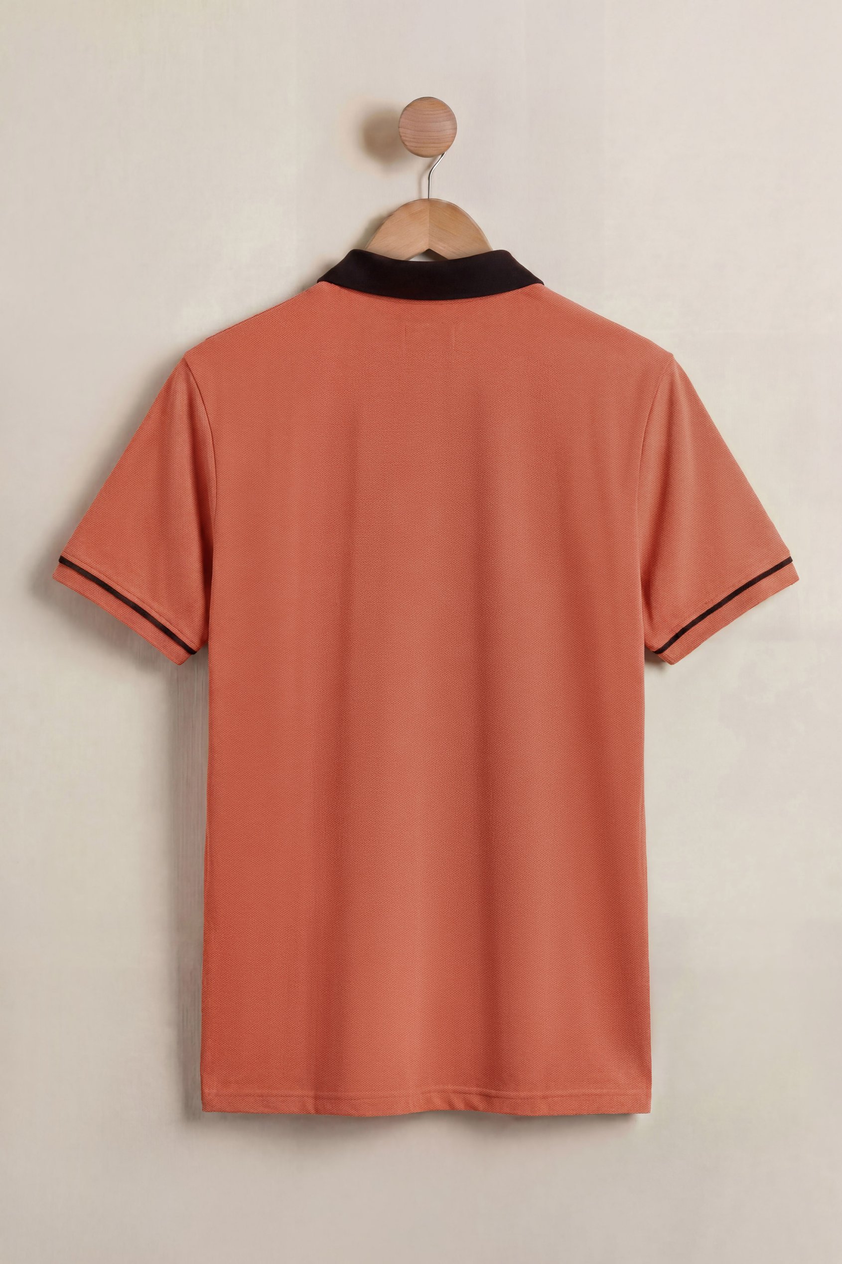 Contrast Collar Zip-Up Polo Shirt