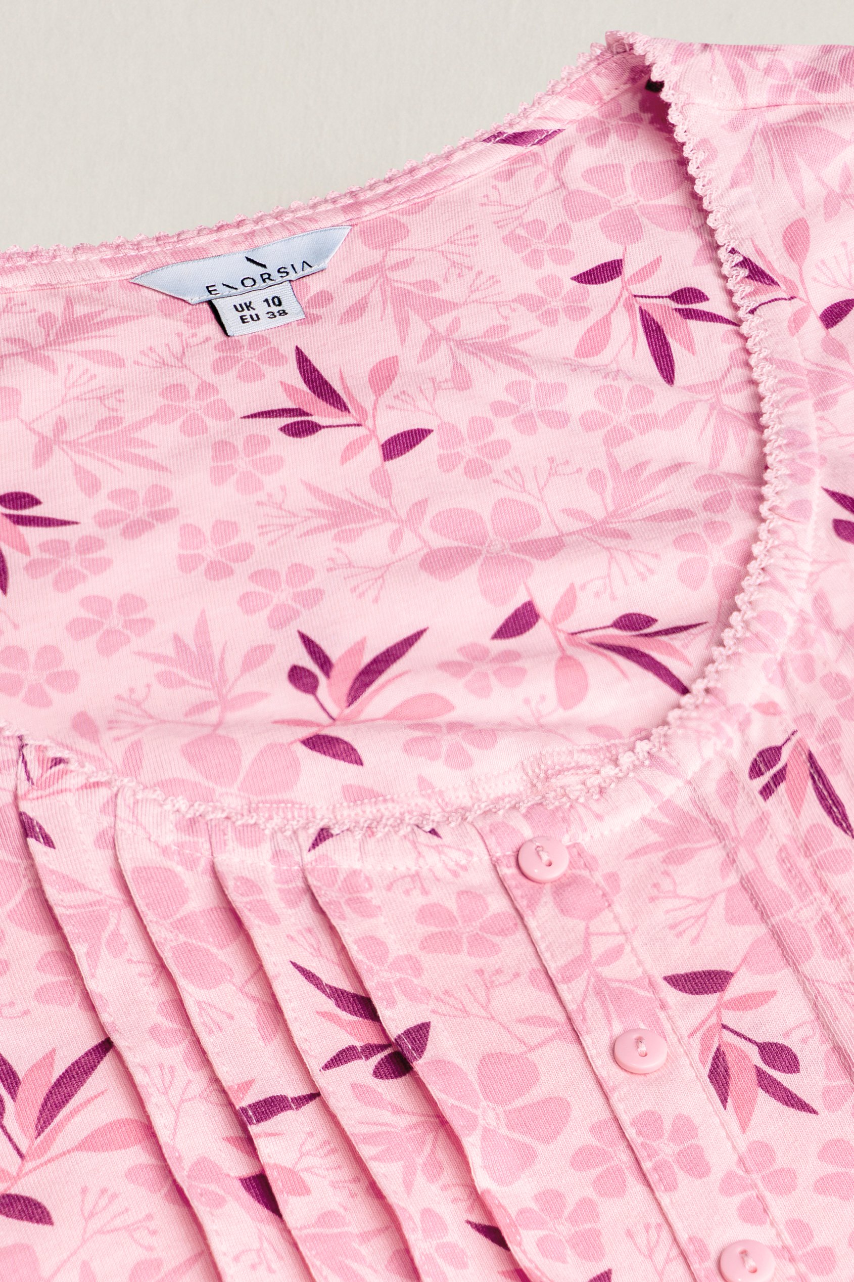 Pleated Details S/S Nightdress