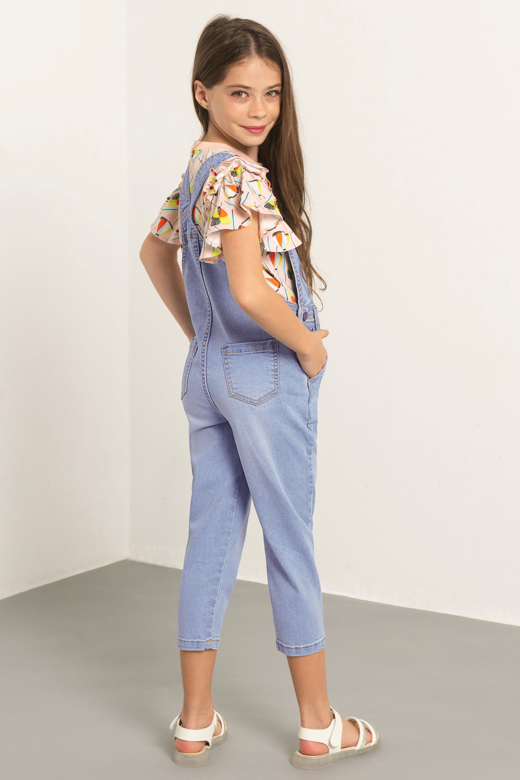 Girls 5 Pockets Denim Dungarees(2/3yrs-8/9yrs)