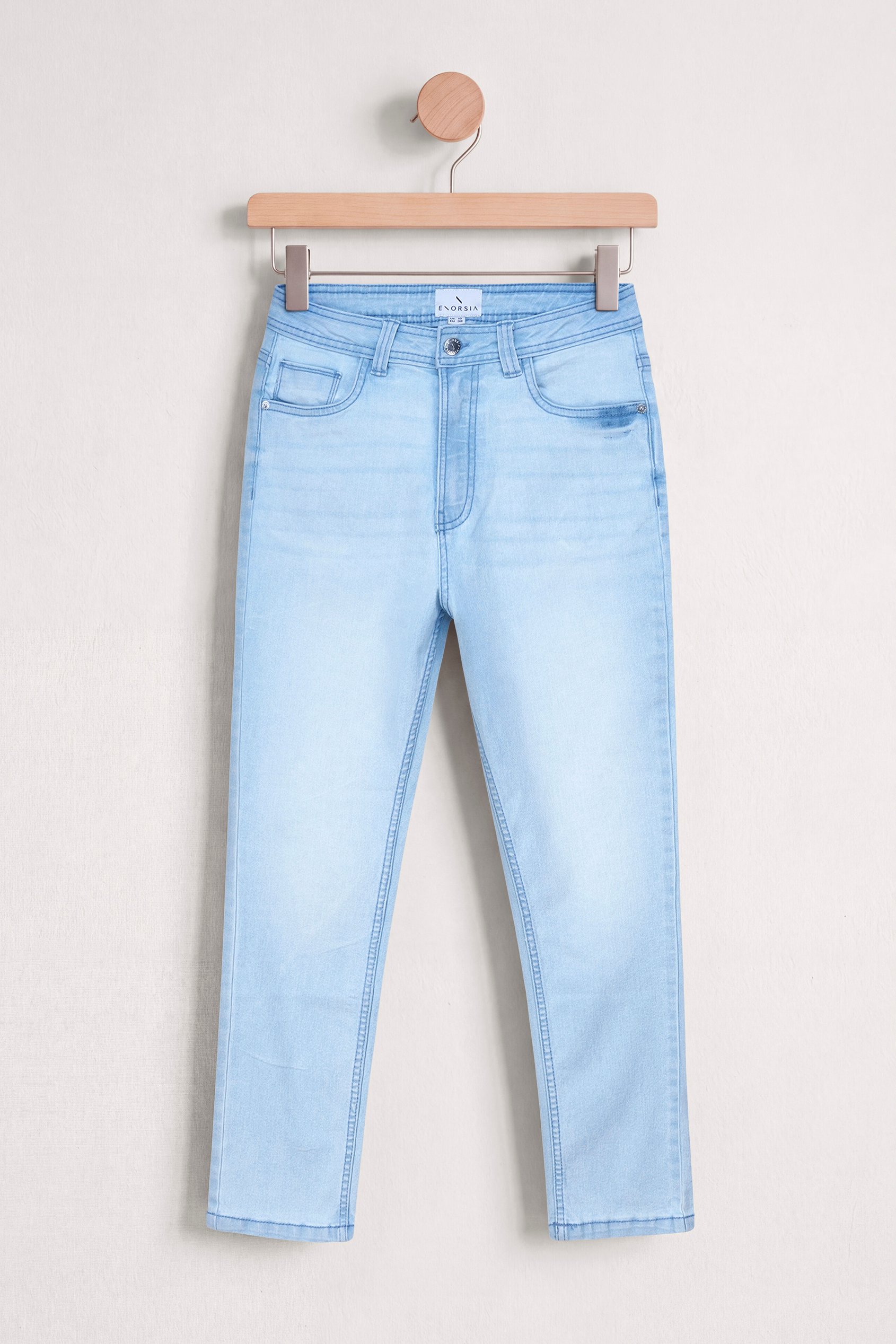 Super Stretch Capri Jeans