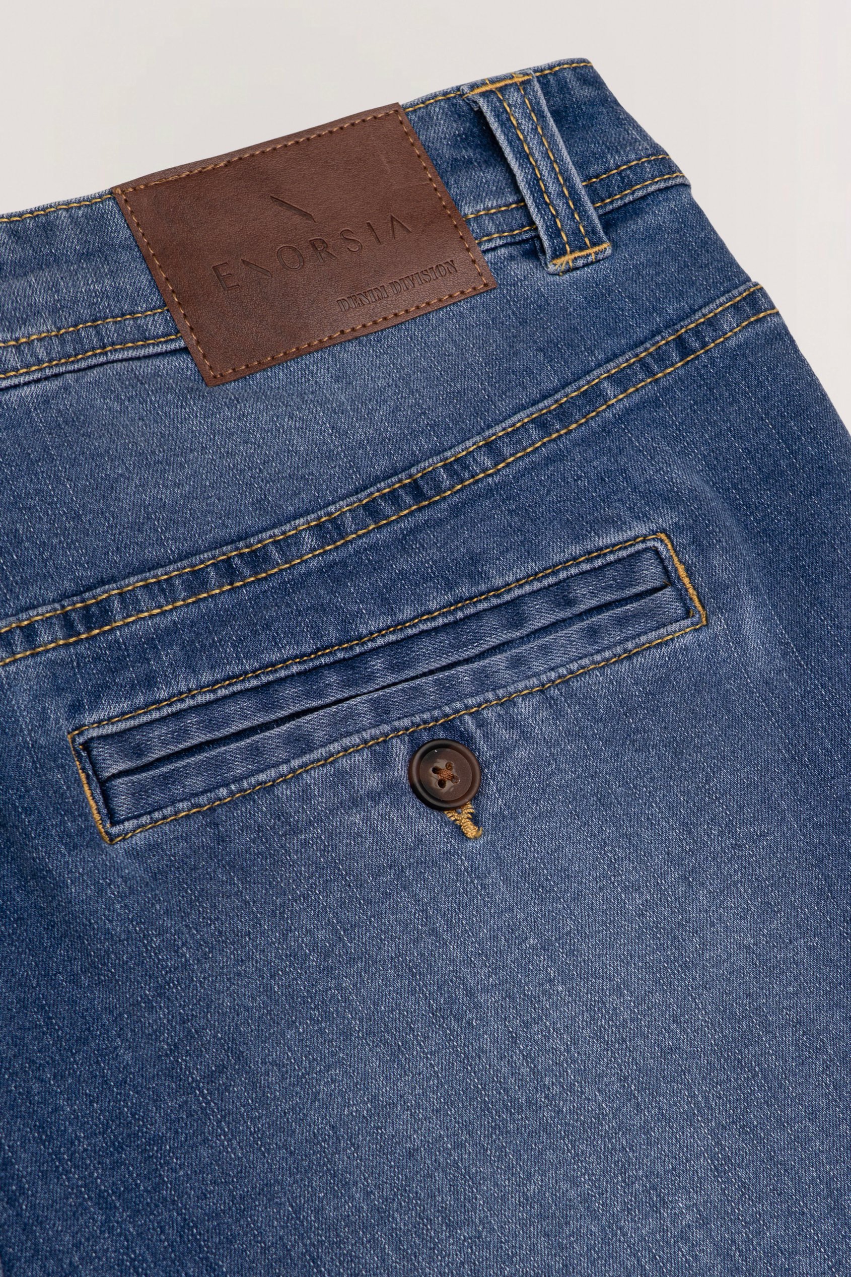 Men's Comfort Stretch Denim Shorts